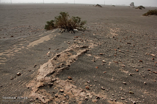 Sandstorm unearths historical site in southeastern Iran