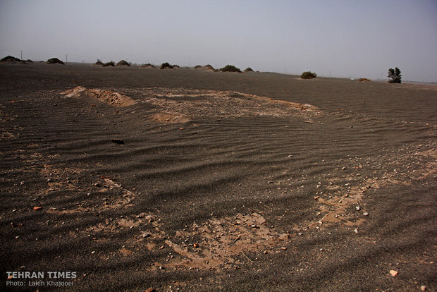 Sandstorm unearths historical site in southeastern Iran