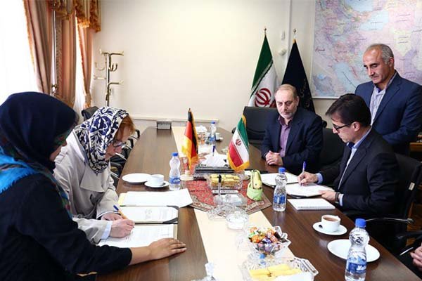 Tehran, Berlin agree to fund small, medium-sized enterprises