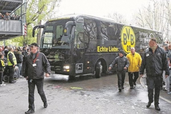 دیدار دورتموند و موناکو بخاطر انفجار لغو شد