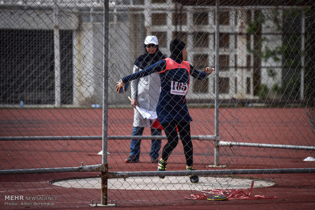 Şiraz’daki Kadınlar atletizm yarışmaları