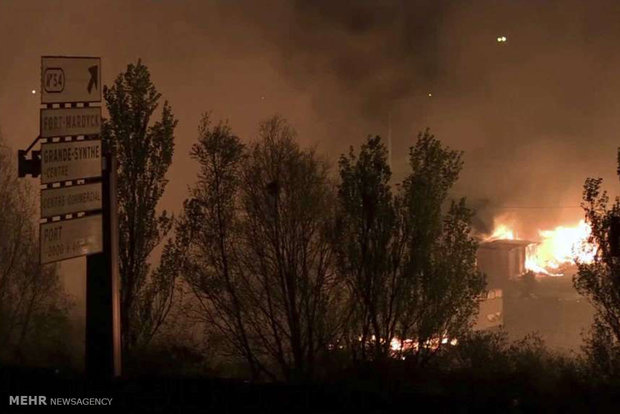 آتش سوزی در کمپ پناهجویان در فرانسه 