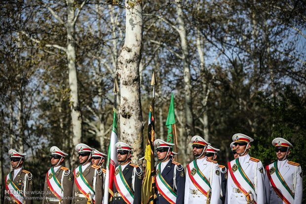 Iran’s army holds joint morning rituals before parade