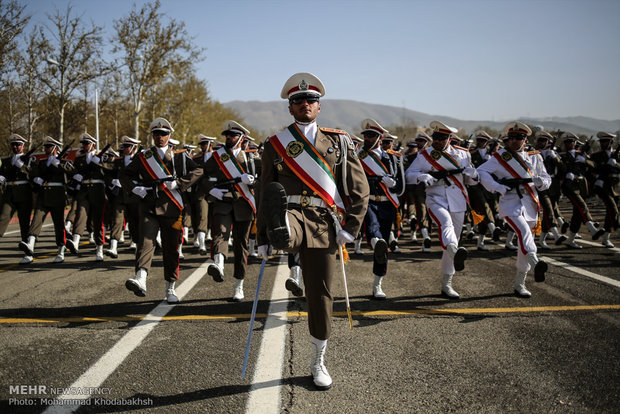 Iran’s army holds joint morning rituals before parade