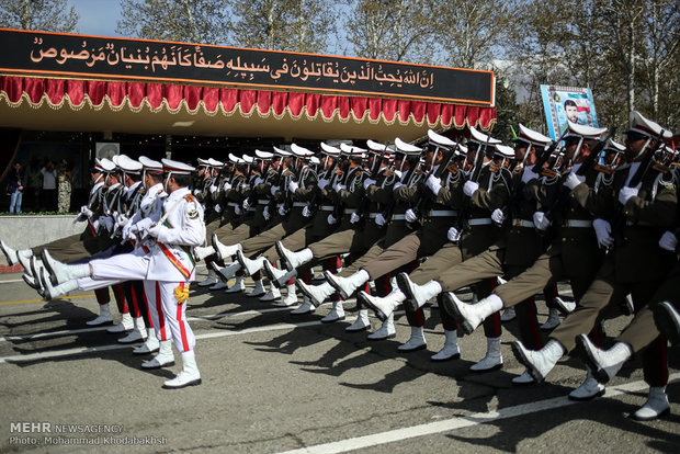 Iran’s army holds joint morning rituals before parade