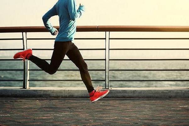 ۱۰ دقیقه دویدن موجب تقویت عملکرد مغز و بهبود خلق و خو می شود