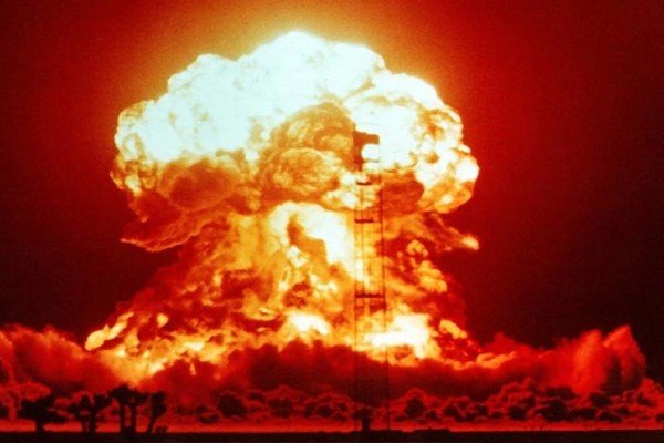 آمریکا بمب هسته‌ای جدید خود را آزمایش کرد