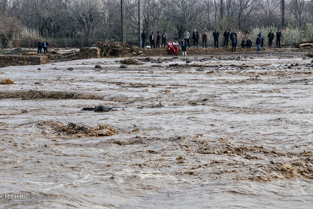 Death toll in Iran floods hits 40