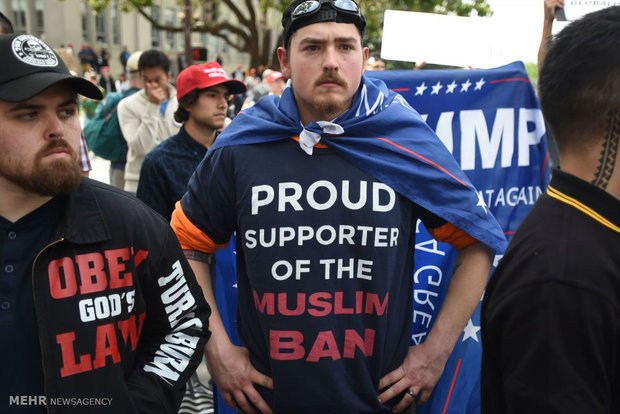 درگیری موافقان و مخالفان ترامپ در کالیفرنیا