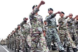 مراسم رژه نیروهای مسلح استان بوشهر برگزار شد