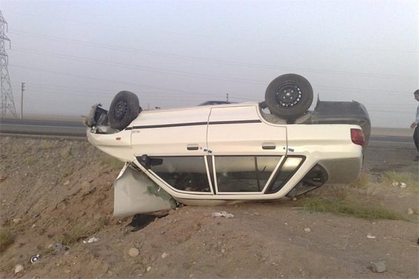 واژگونی خودرو در جاده روستایی غرق آباد/ ۵ نفر مصدوم شدند - خبرگزاری مهر |  اخبار ایران و جهان | Mehr News Agency