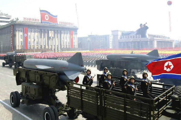 كوريا الشمالية: النووي بالنووي والحرب بالحرب