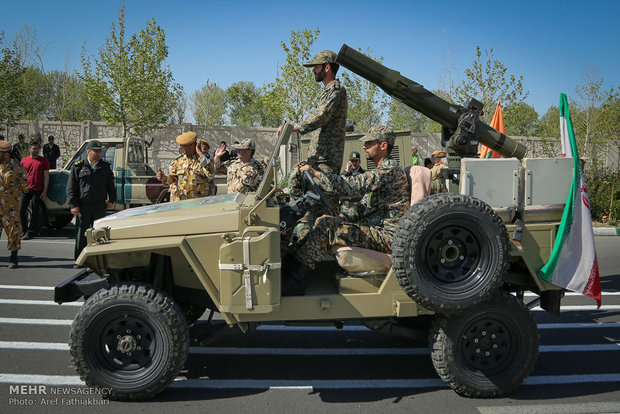 Army parades in Karaj