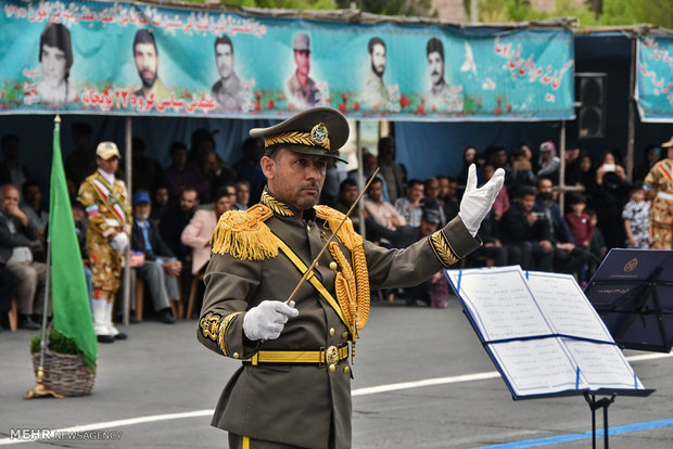 Army parades in Isfahan