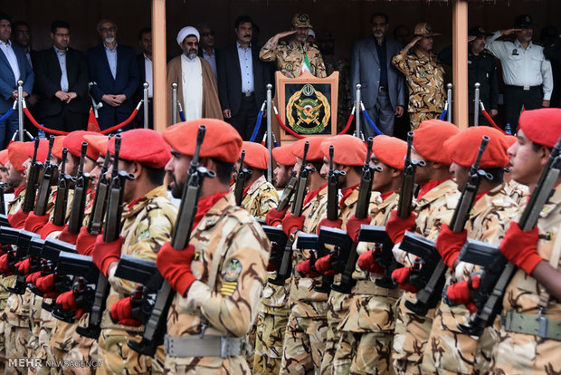 Army parades in Isfahan