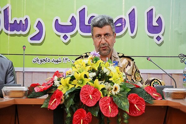 روز ارتش تبلور جوانمردی و ایمان رزمندگان است