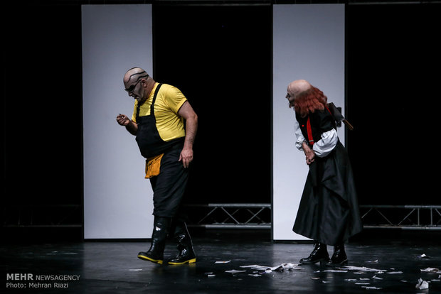 Tahran’da “Hamlet” tiyatrosu