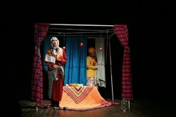 جشنواره تئاتر بومی تیرنگ در ساری پایان یافت