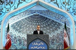 وزیر بهداشت در نمازجمعه تهران سخنرانی می کند