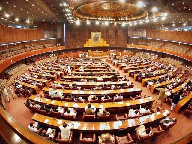 پاکستان میں عدالتی اصلاحات سے متعلق بل قومی اسمبلی سے متفقہ طور پر منظور