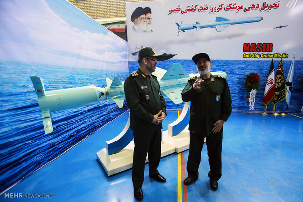 Def. Ministry delivers Nasir cruise missiles to IRGC Navy