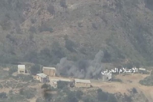 یمنی ها انبارهای تسلیحات عربستان در «جیزان» را هدف قرار دادند