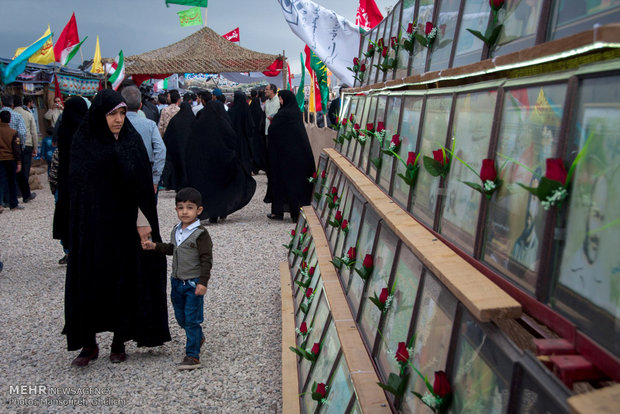 نمایشگاه اولین دوسالانه اجلاسیه شهدای شهرستان شاهرود