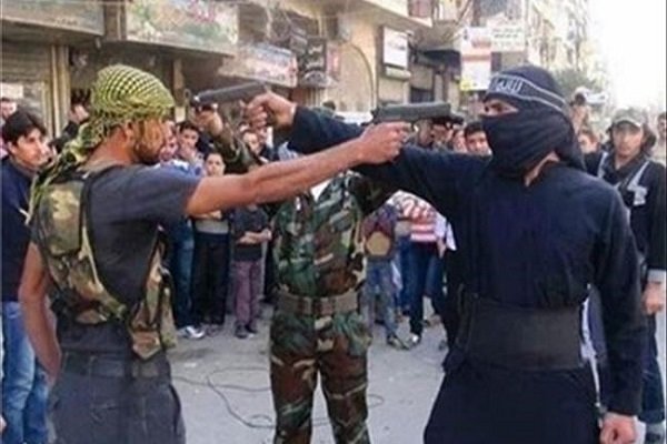 درگیری شدید تروریستها با یکدیگر در درعا/هلاکت شماری از هر دو طرف