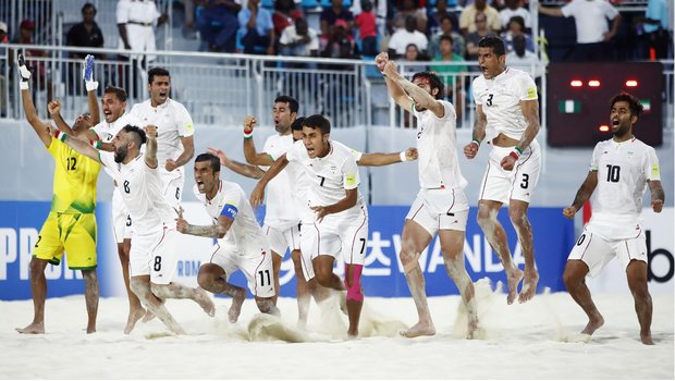 Iran breezes past Nigeria to reach quarter-finals