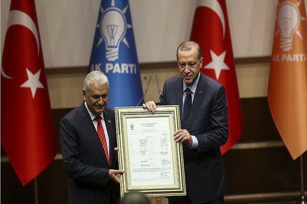 «اردوغان» به حزب عدالت و توسعه بازگشت