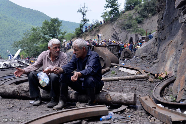 İran'daki maden faciasında kurtarma çalışmaları