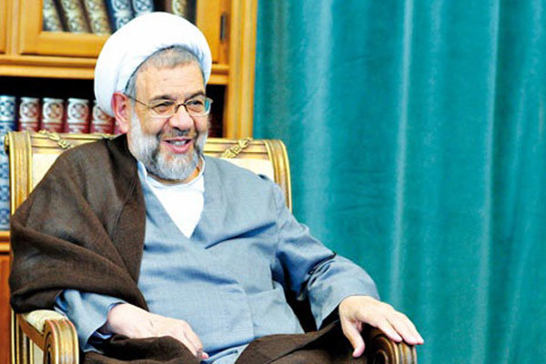 انتخاب آگاهانه فرد اصلح برای ریاست جمهوری بسیار اهمیت دارد