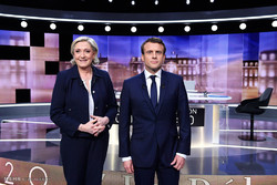 Le Pen slams Macron over JCPOA