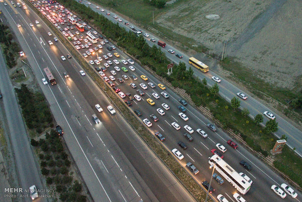ترافیک نیمه سنگین در آزادراه‌های کرج-تهران و کرج-قزوین