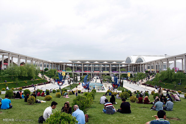 Tehran Intl. Book Fair 2017 in frames