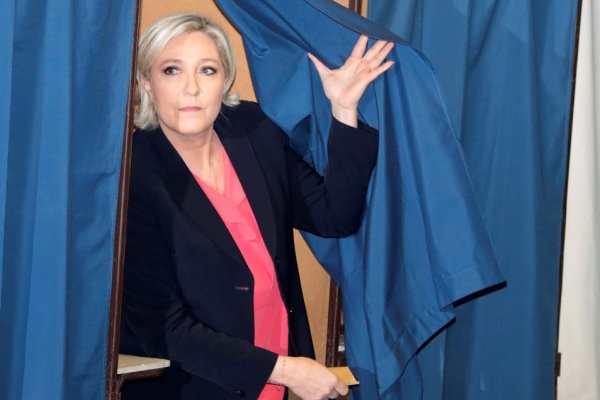 French presidential candidate Le Pen accused of embezzlment