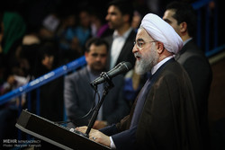 روحانی: تصمیم گرفته‌ایم پول نفت را به محرومین بدهیم
