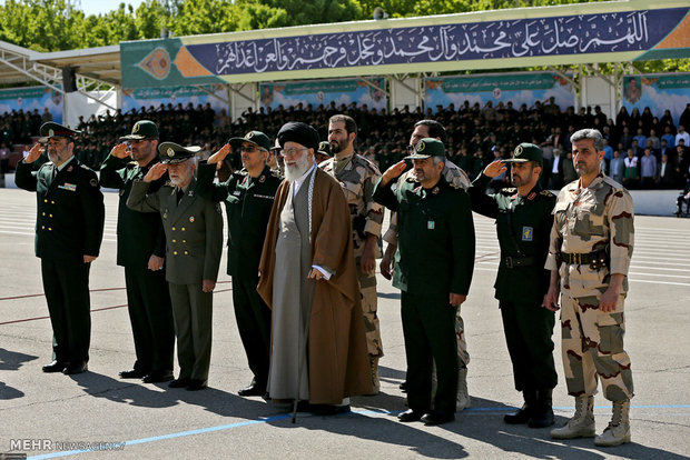 مراسم دانش‌آموختگی دانشجویان دانشگاه امام حسین علیه‌السلام