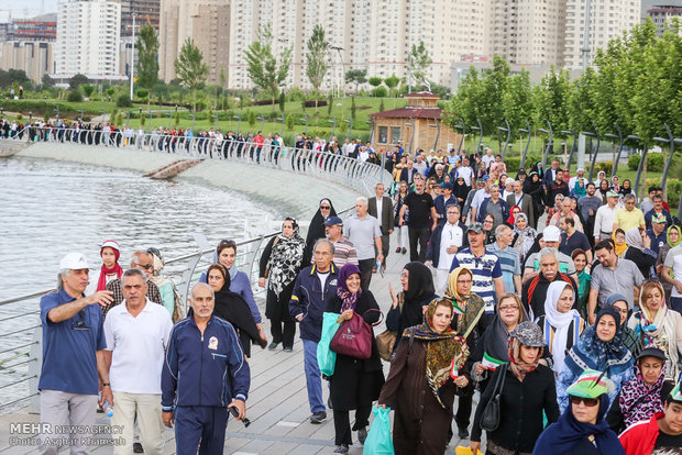 چهارمین همایش بزرگ پیاده روی شهرداری تهران