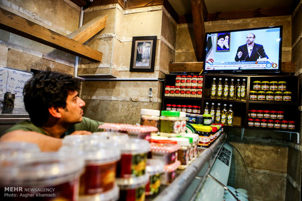 İran halkından münazaralara yoğun ilgi