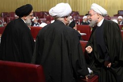 ستاد رئیسی خواستار برگزاری مناظره دوجانبه میان وی و روحانی شد
