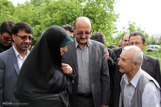 سفر معصومه ابتکار رییس سازمان حفاظت محیط زیست به سنندج
