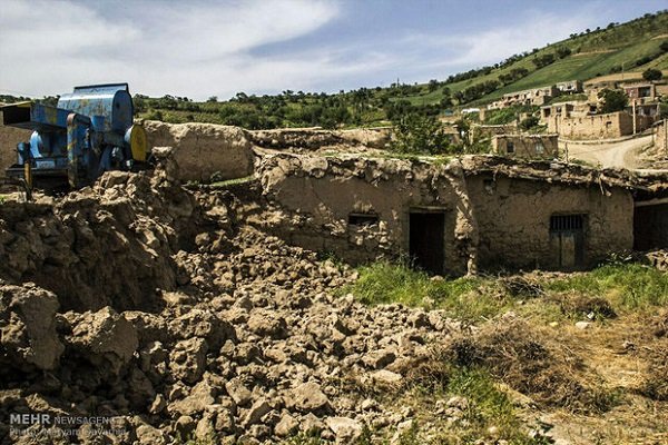 ۲۰۰ هزار واحد روستایی فرسوده بازسازی می شود