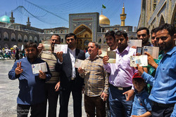 صف های طولانی مقابل شعب اخذ رای/ حضور برای اعتلای ایران
