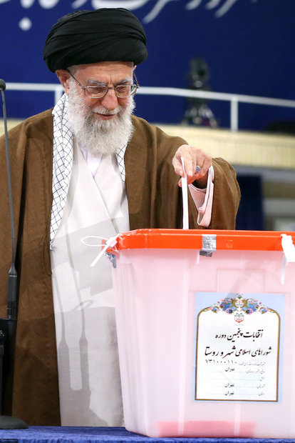 Ayatollah Khamenei cast his vote for Presidential election