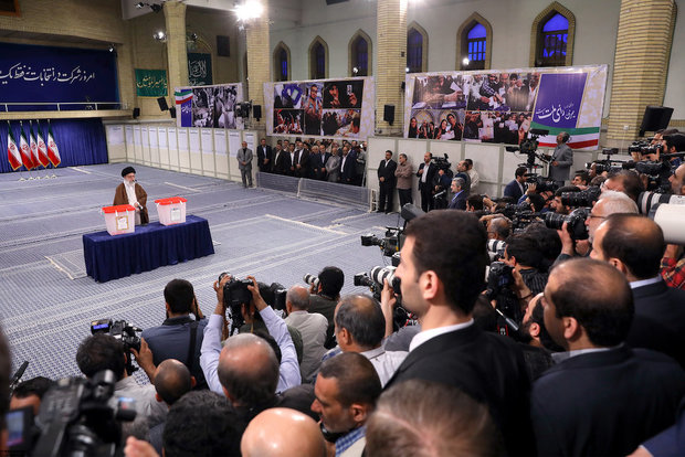 Ayatollah Khamenei cast his vote for Presidential election