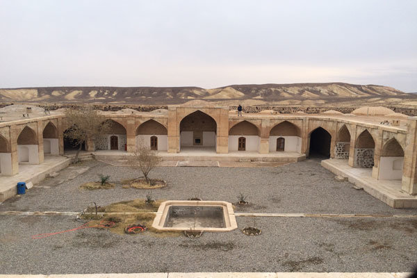 کاروانسرای تاریخی مشهد میقان به اقامتگاه بوم گردی تبدیل می شود