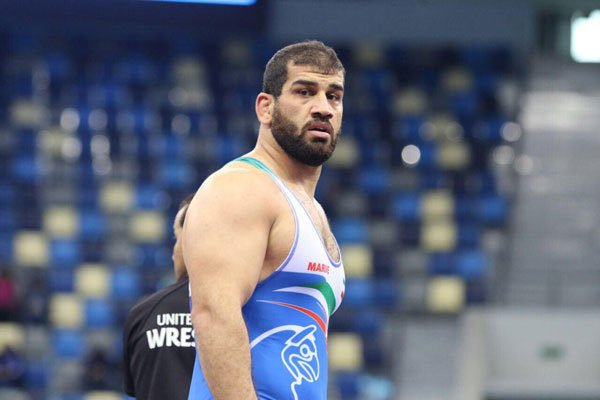 Iranian wrestler wins silver at Alans Intl. Tourn.