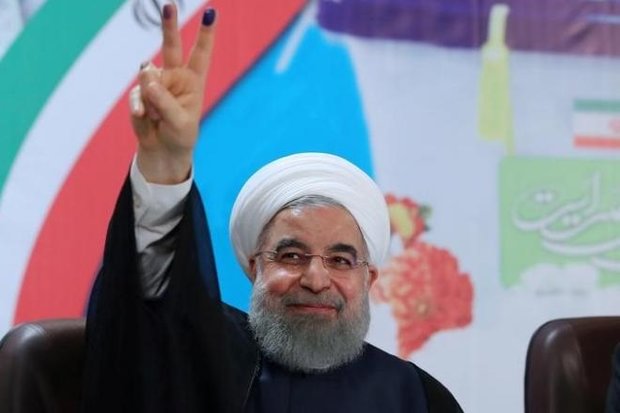 Political figures congratulate Rouhani on re-election