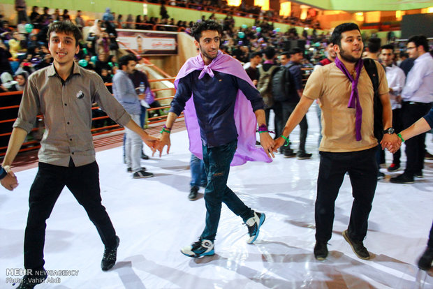 شادی مردم پس از انتخابات ۲۹ اردیبهشت -تبریز